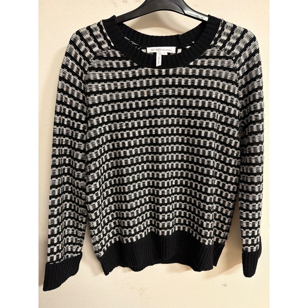 BCBGeneration Black White Geometric Knit Crewneck Sweater Medium